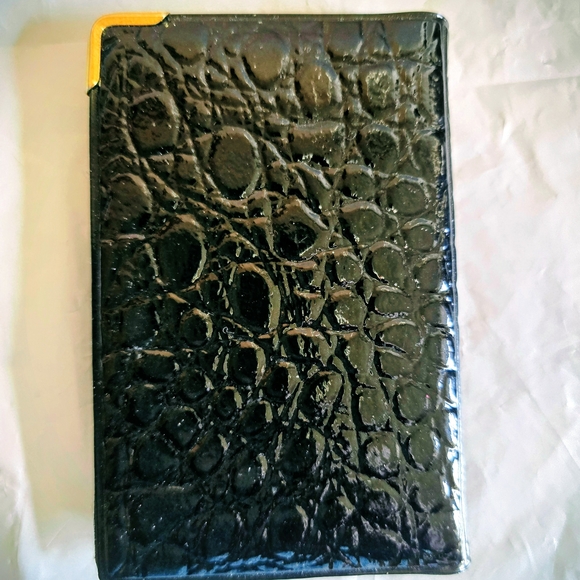 Black Croc-Embossed Leather Card Holder with Gold Corner Accent Like New - Picture 2 of 6